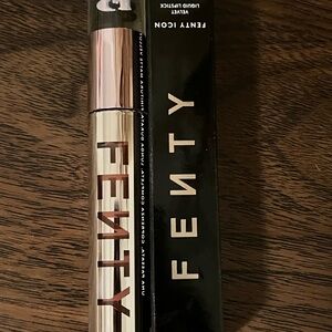 Fenty‎ Beauty Icon Velvet Liquid Lipstick